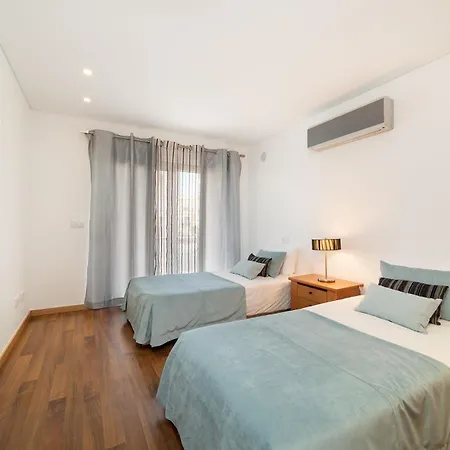 Baia 2 - - By Sch Sao Martinho do Porto